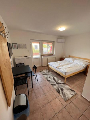 Simple Apartman, Siofok